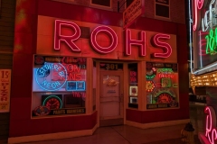 Rohs store front